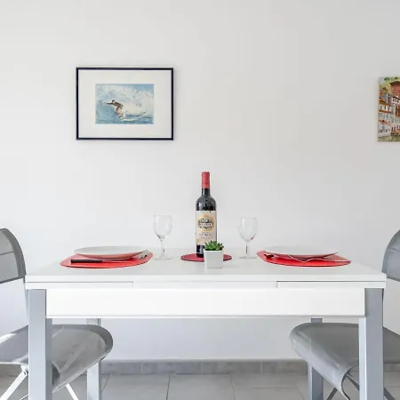 Apartamento Joanis-1 By Interhome