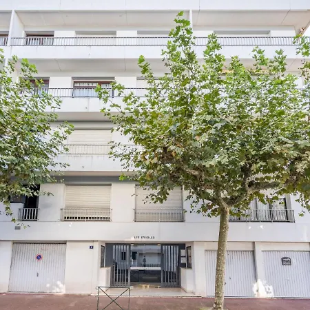 Apartment Studio Joanis-1 By Interhome