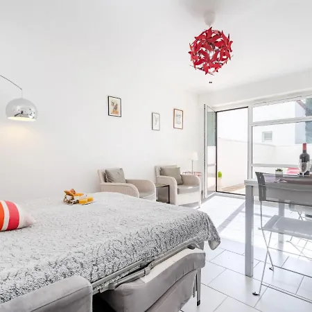 Studio Joanis-1 By Interhome